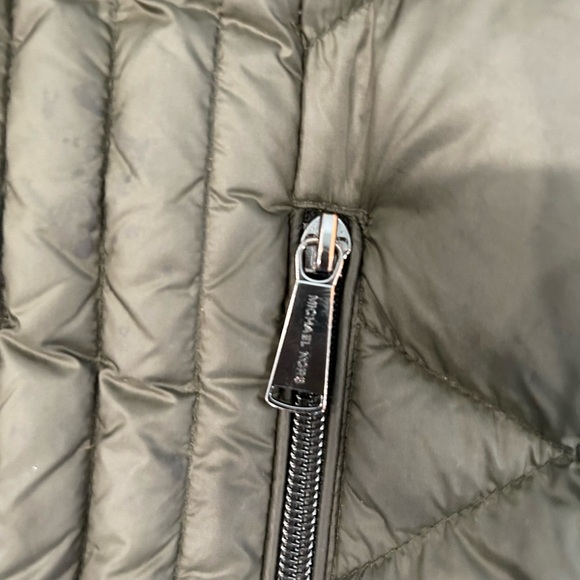 Michael Kors Packable Down Fill Puffer Jacket in Olive - Picture 2 of 10